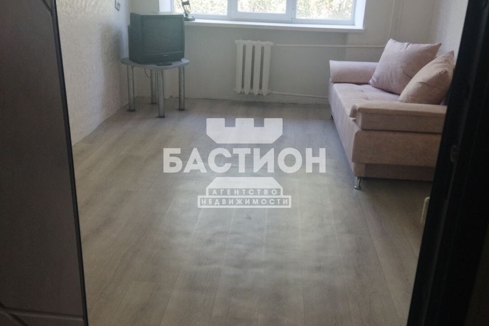 Продаётся комната в 1-комн. квартире, 13.5 м²