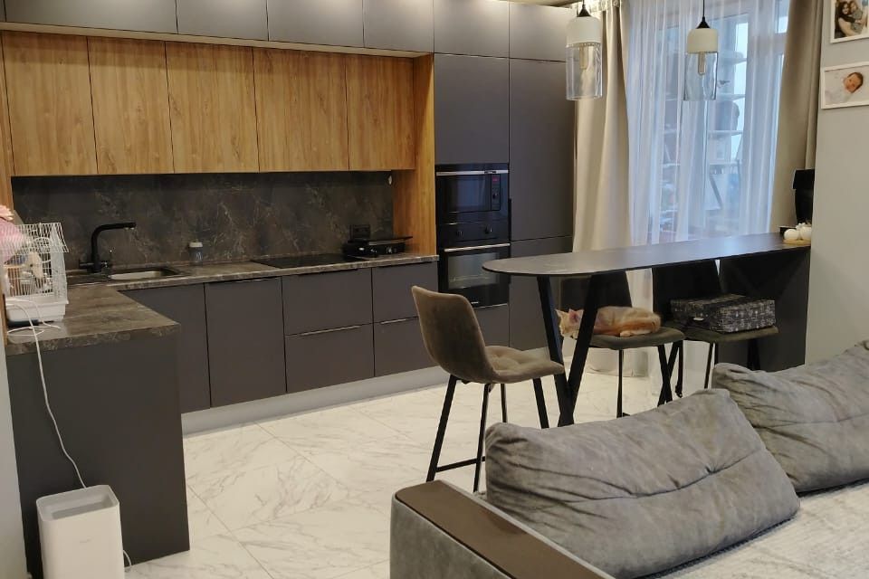 Продаётся 3-комнатная квартира, 79 м²