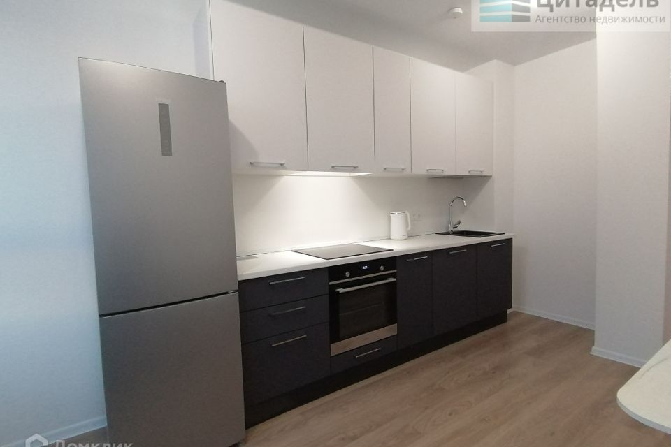 Сдаётся 1-комнатная квартира, 40.7 м²