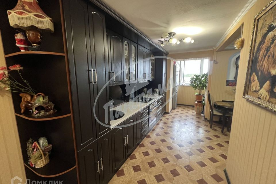 Продаётся 3-комнатная квартира, 65 м²