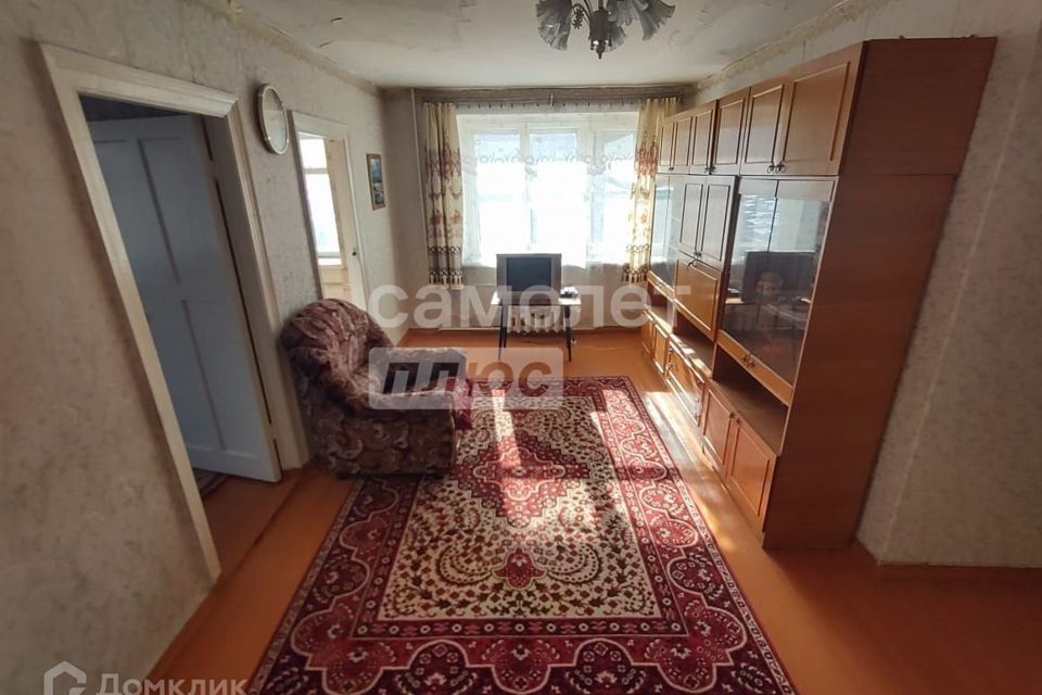Продаётся 4-комнатная квартира, 59.5 м²