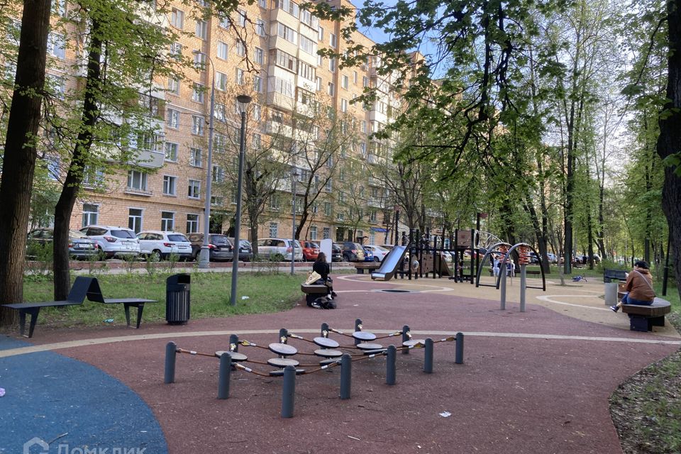 Продаётся 3 комнаты в 3-комн. квартире, 56.1 м²