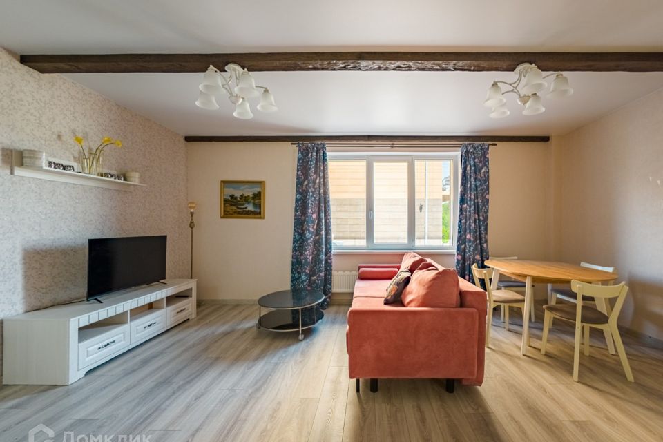 Сдаётся 2-комнатная квартира, 60 м²