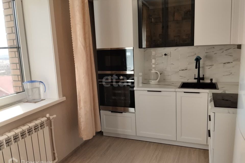 Продаётся 2-комнатная квартира, 60.9 м²