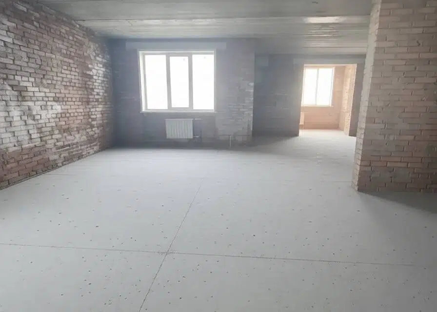 Продаётся 3-комнатная квартира, 119.3 м²