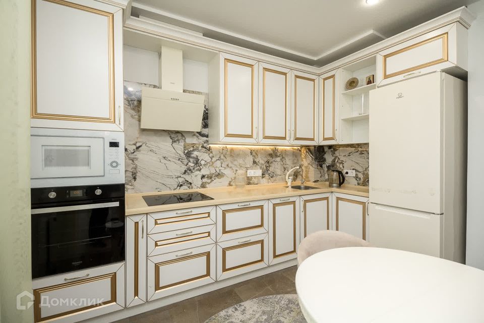 Продаётся 2-комнатная квартира, 71 м²