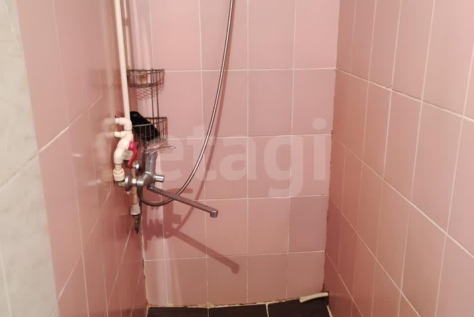 Продаётся комната в 1-комн. квартире, 24.3 м²