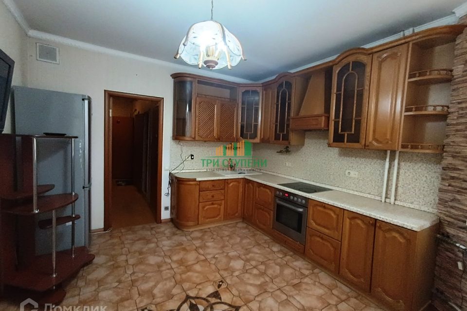 Продаётся 2-комнатная квартира, 65 м²