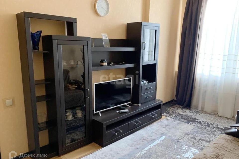 Сдаётся 2-комнатная квартира, 56 м²