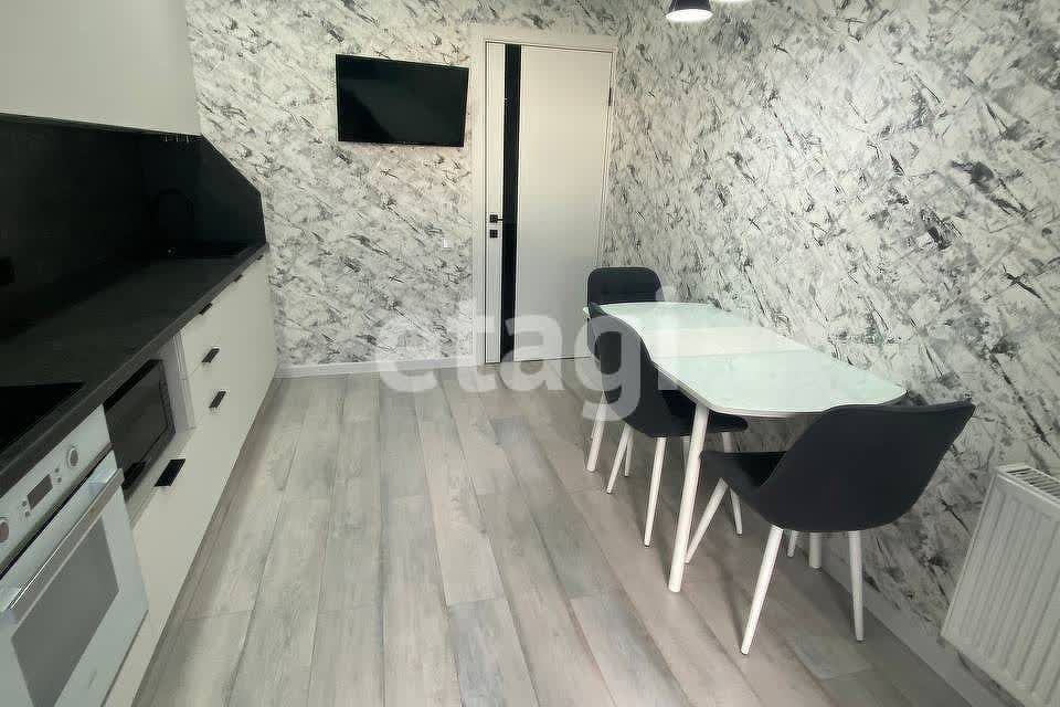 Продаётся 2-комнатная квартира, 68.8 м²