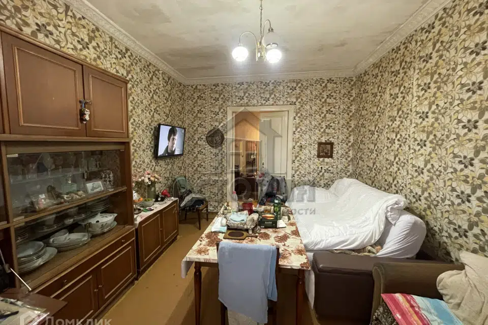 Продаётся 1-комнатная квартира, 40.8 м²