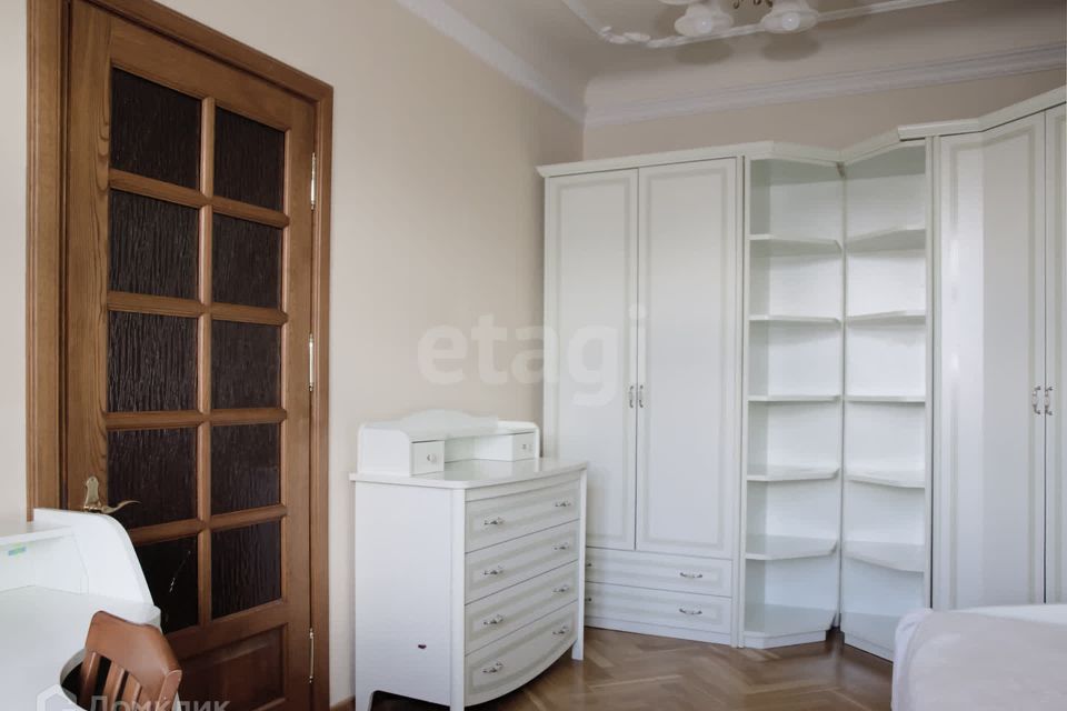 Продаётся 4-комнатная квартира, 85.5 м²