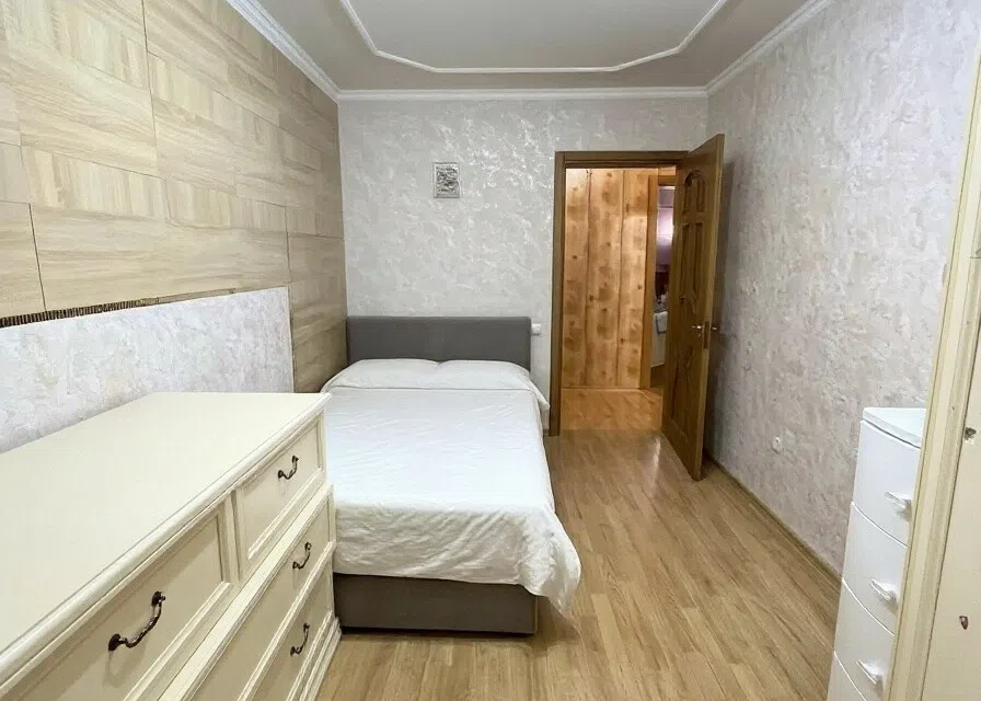 Продаётся 4-комнатная квартира, 84.8 м²