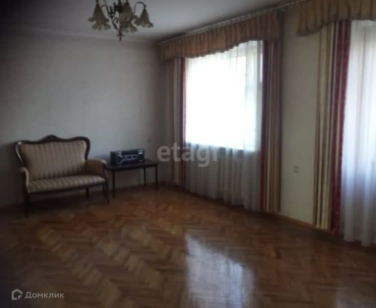 Продаётся 5-комнатная квартира, 151 м²