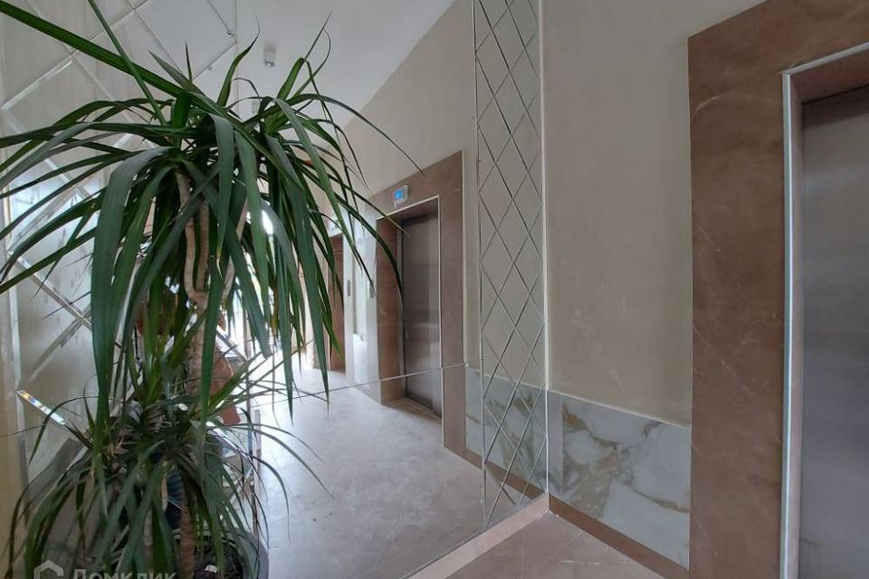 Продаётся 2-комнатная квартира, 92.3 м²