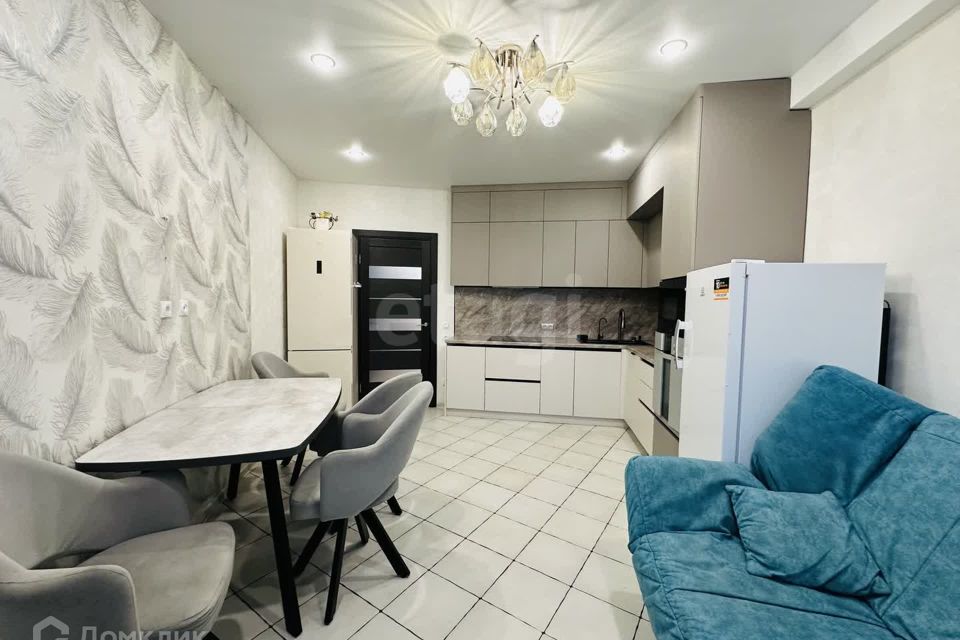 Продаётся 2-комнатная квартира, 112 м²