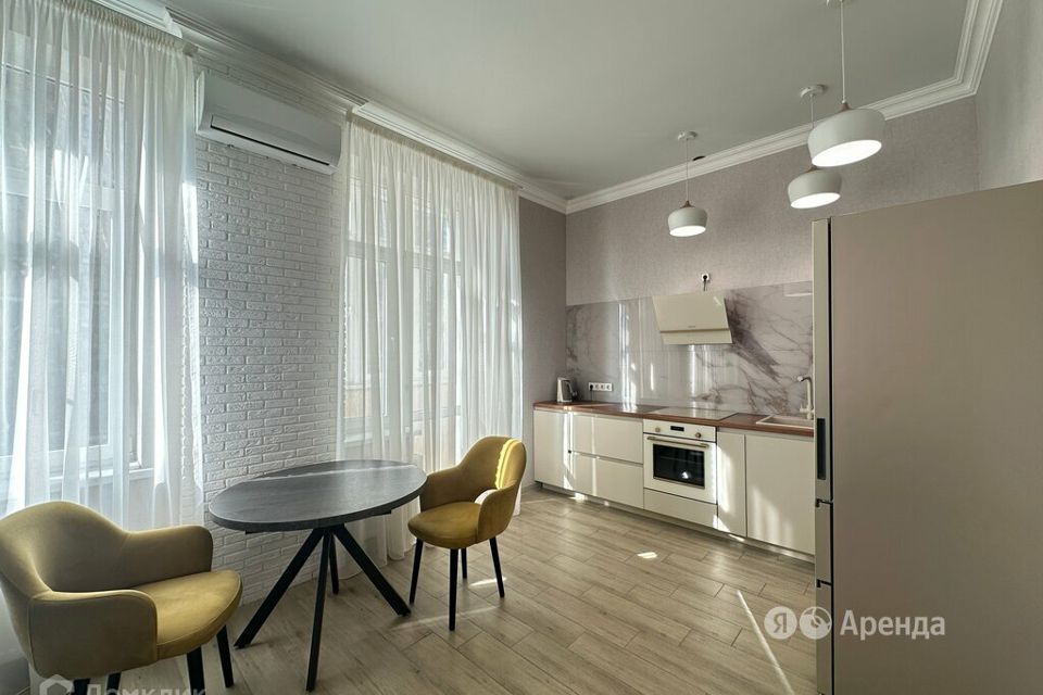 Сдаётся 1-комнатная квартира, 41 м²