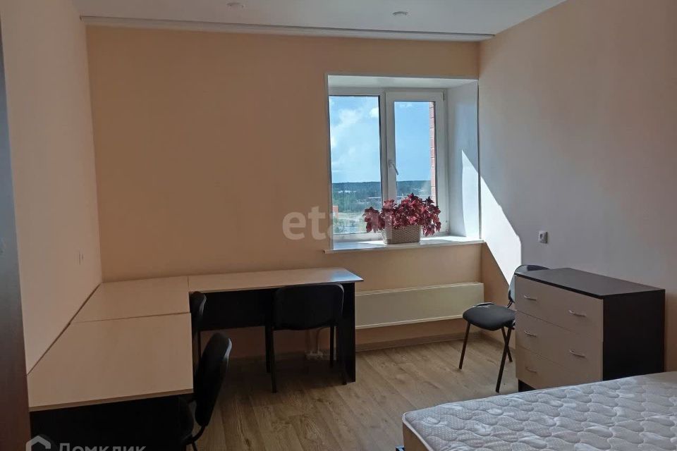 Продаётся 2-комнатная квартира, 66.2 м²