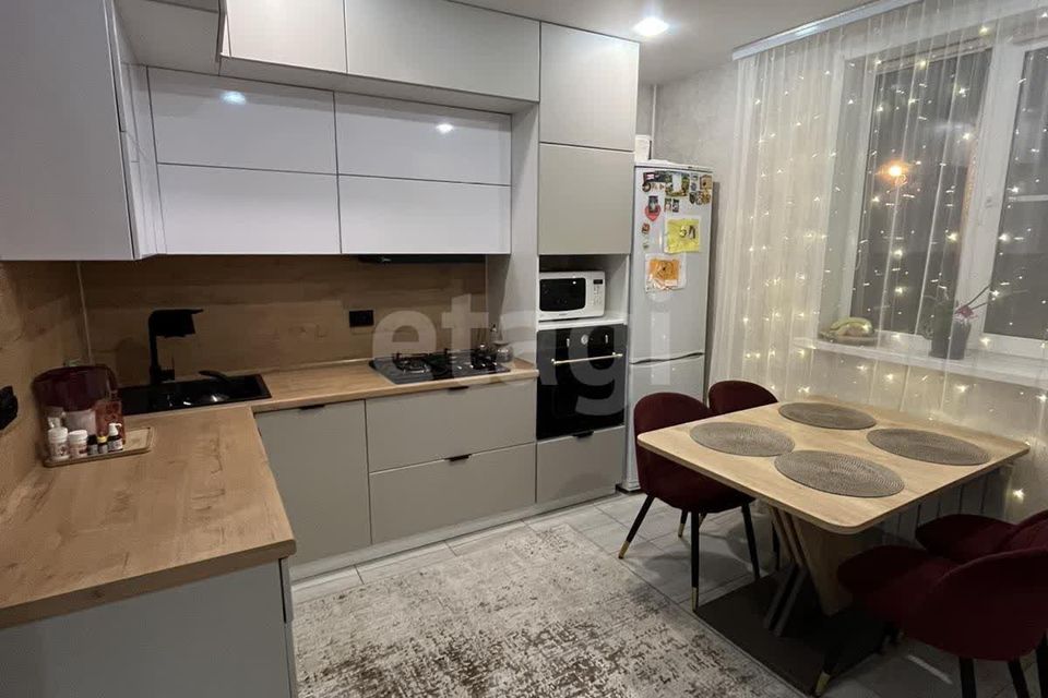 Продаётся 2-комнатная квартира, 52.9 м²