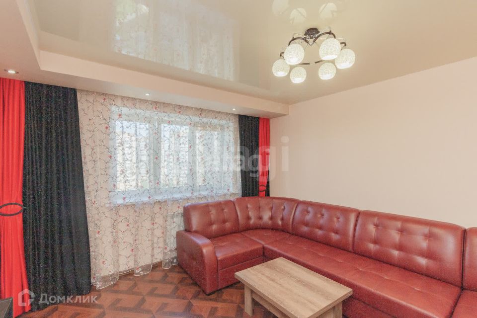 Продаётся 2-комнатная квартира, 56.7 м²
