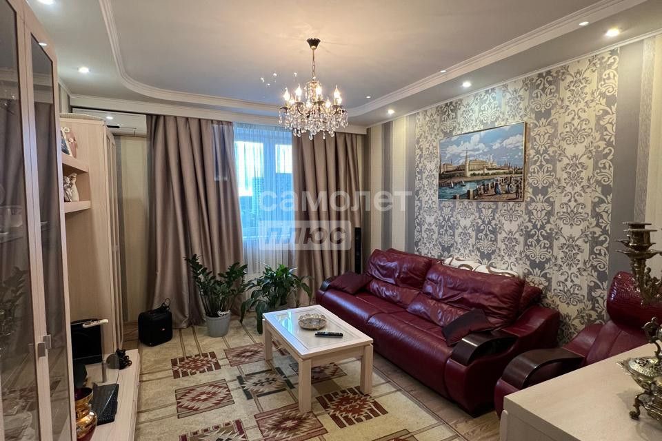 Продаётся 2-комнатная квартира, 69.7 м²