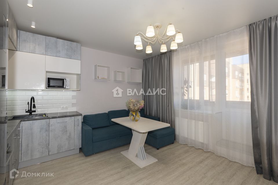 Продаётся 2-комнатная квартира, 65 м²