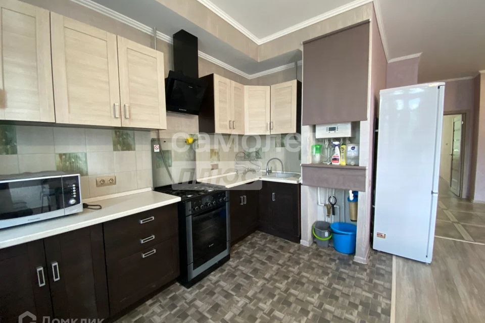 Продаётся 2-комнатная квартира, 61.8 м²