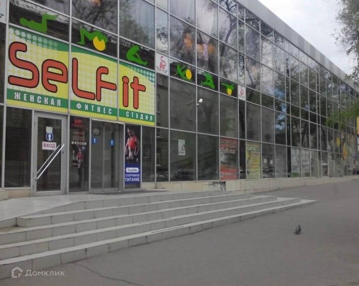 Сдаётся торговое помещение, 3906 м²