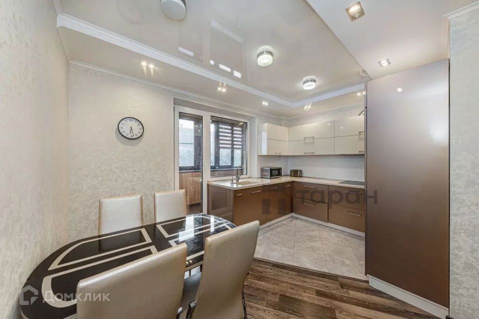 Продаётся 3-комнатная квартира, 97.8 м²