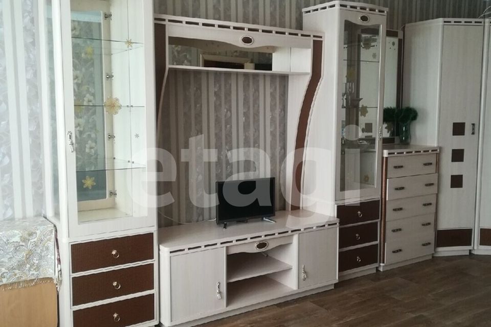Сдаётся 1-комнатная квартира, 38 м²