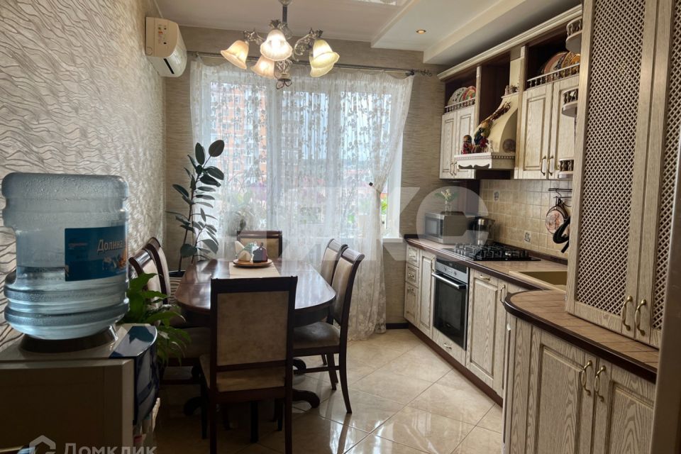 Продаётся 2-комнатная квартира, 68 м²