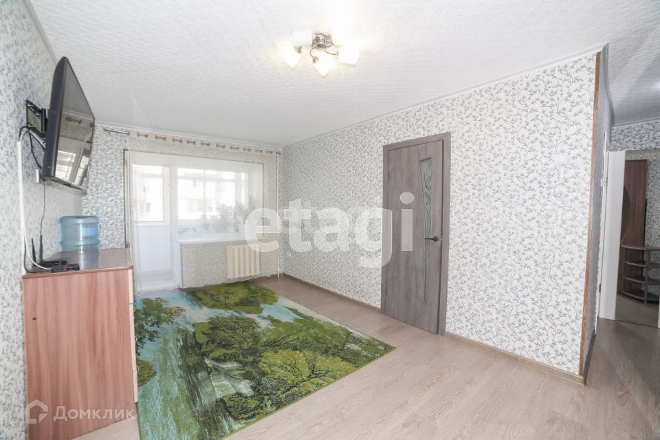 Продаётся 3-комнатная квартира, 55.8 м²