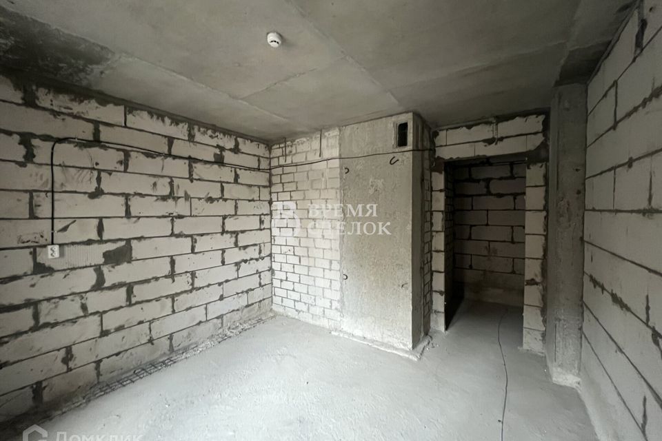 Продаётся 1-комнатная квартира, 43 м²