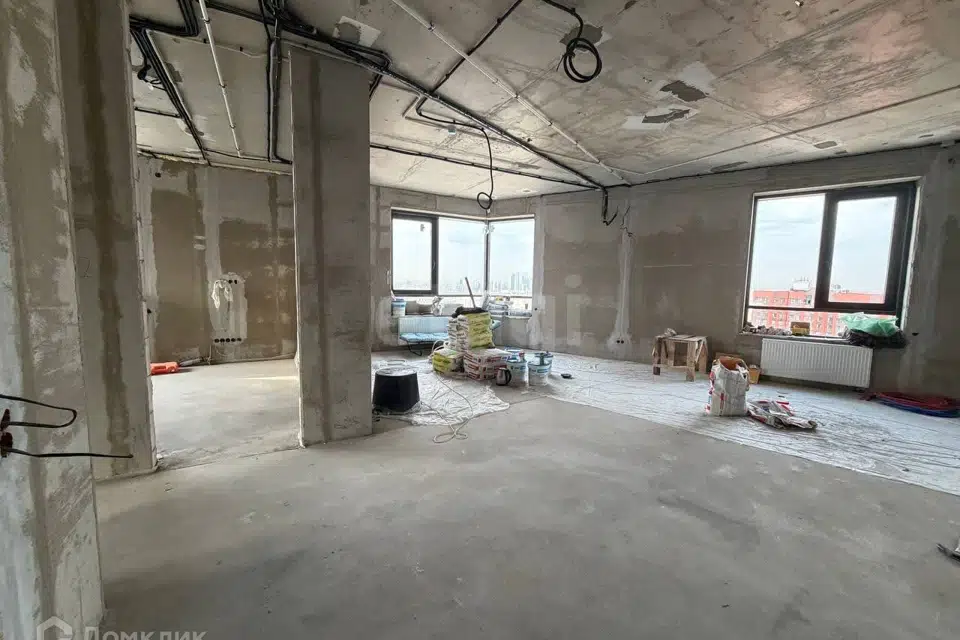 Продаётся 3-комнатная квартира, 106.1 м²