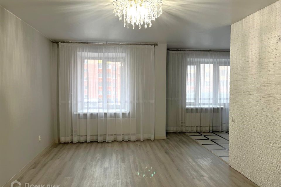 Продаётся 2-комнатная квартира, 57.3 м²