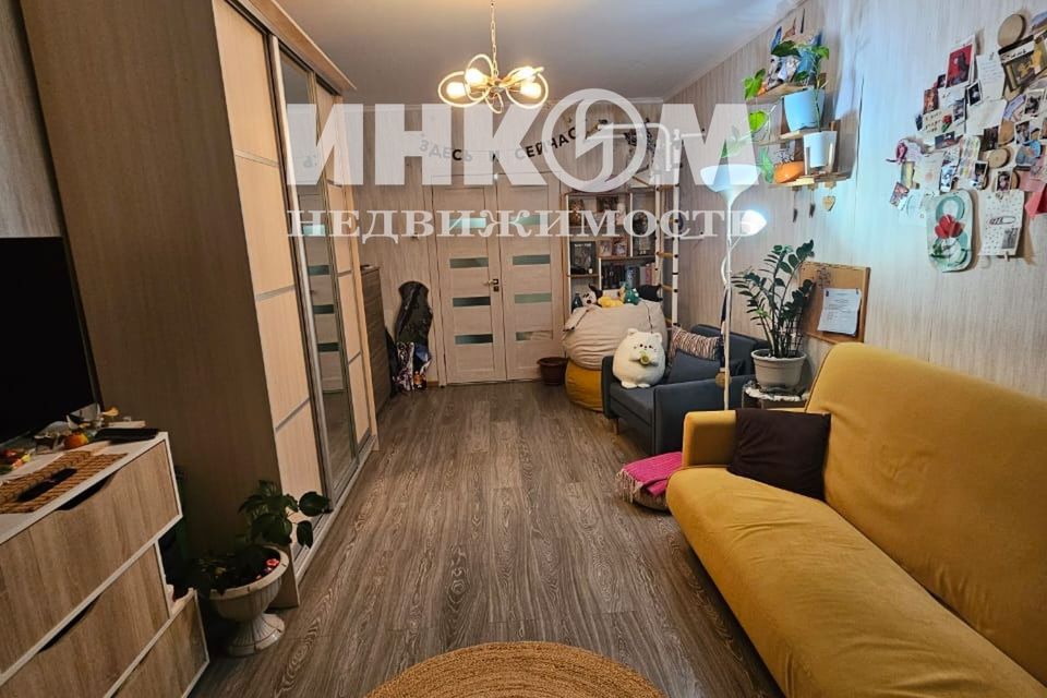 Продаётся 3-комнатная квартира, 76.7 м²