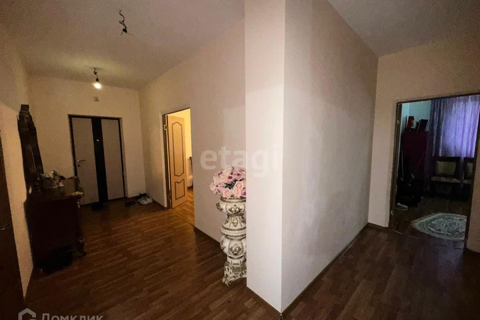 Продаётся 3-комнатная квартира, 101.4 м²