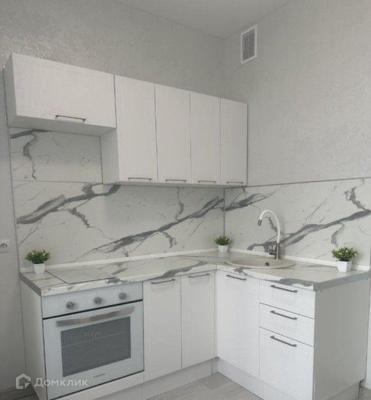 Продаётся 1-комнатная квартира, 38.2 м²
