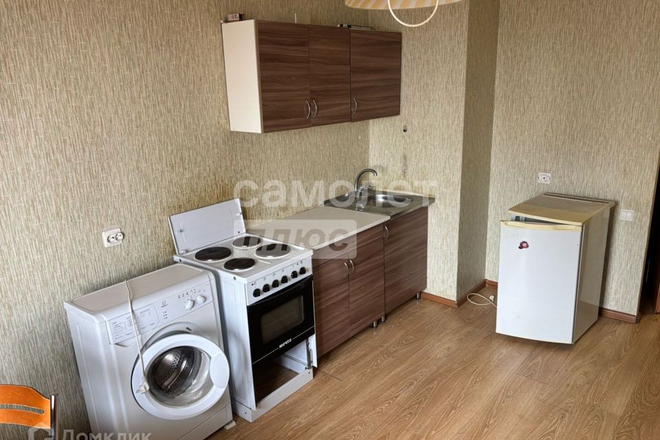 Продаётся 1-комнатная квартира, 38 м²