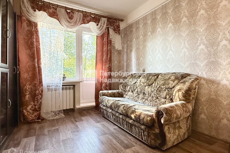 Продаётся 3-комнатная квартира, 58.2 м²