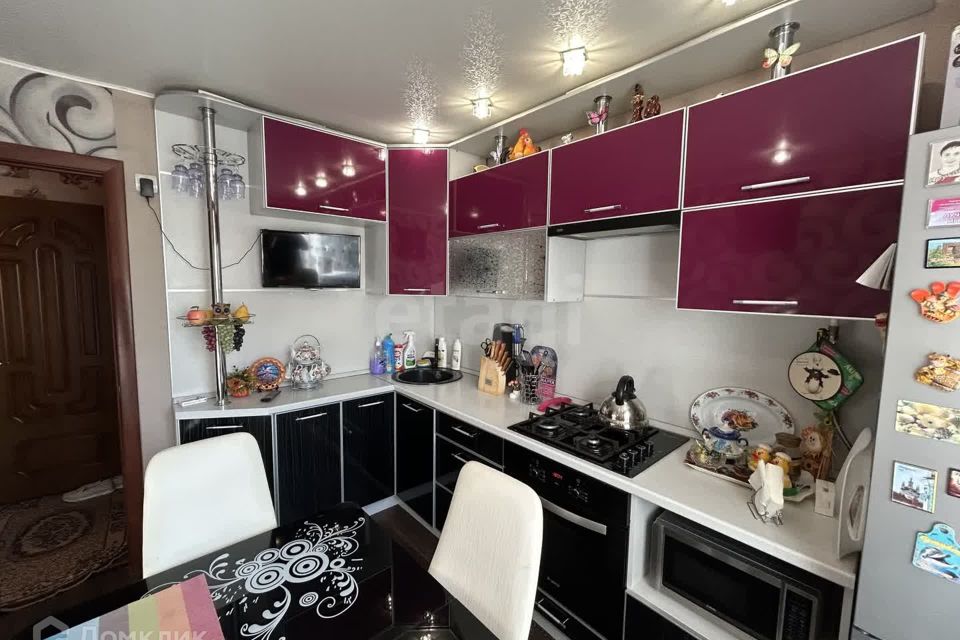 Продаётся 3-комнатная квартира, 60.4 м²