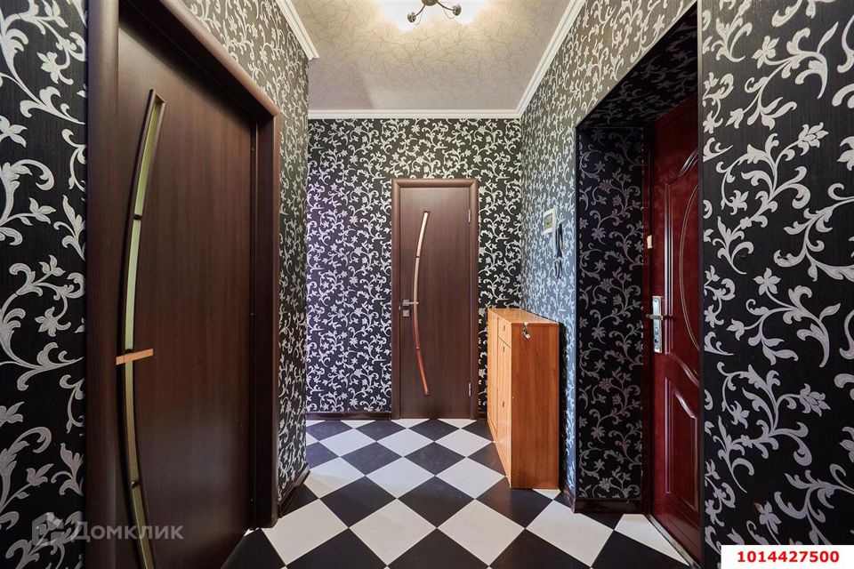 Продаётся 1-комнатная квартира, 37.8 м²