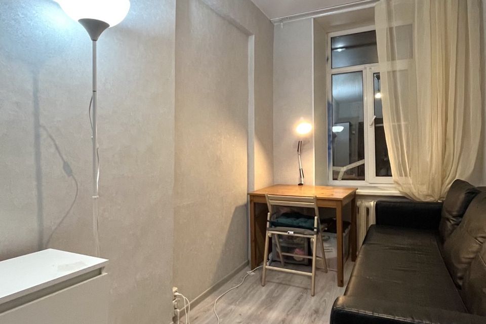 Продаётся комната в 4-комн. квартире, 8.4 м²