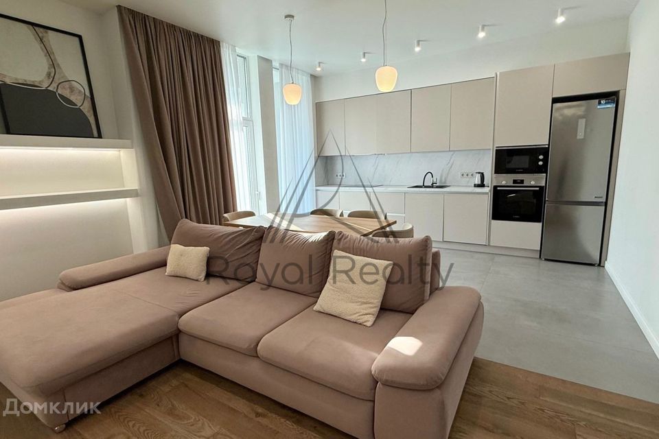 Сдаётся 3-комнатная квартира, 88 м²