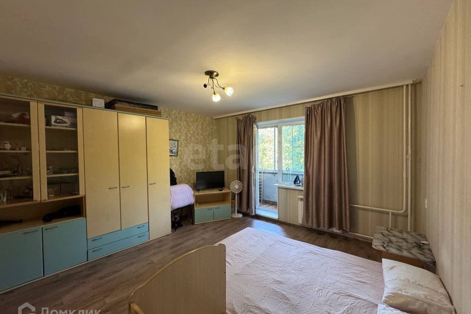 Продаётся 1-комнатная квартира, 40.4 м²