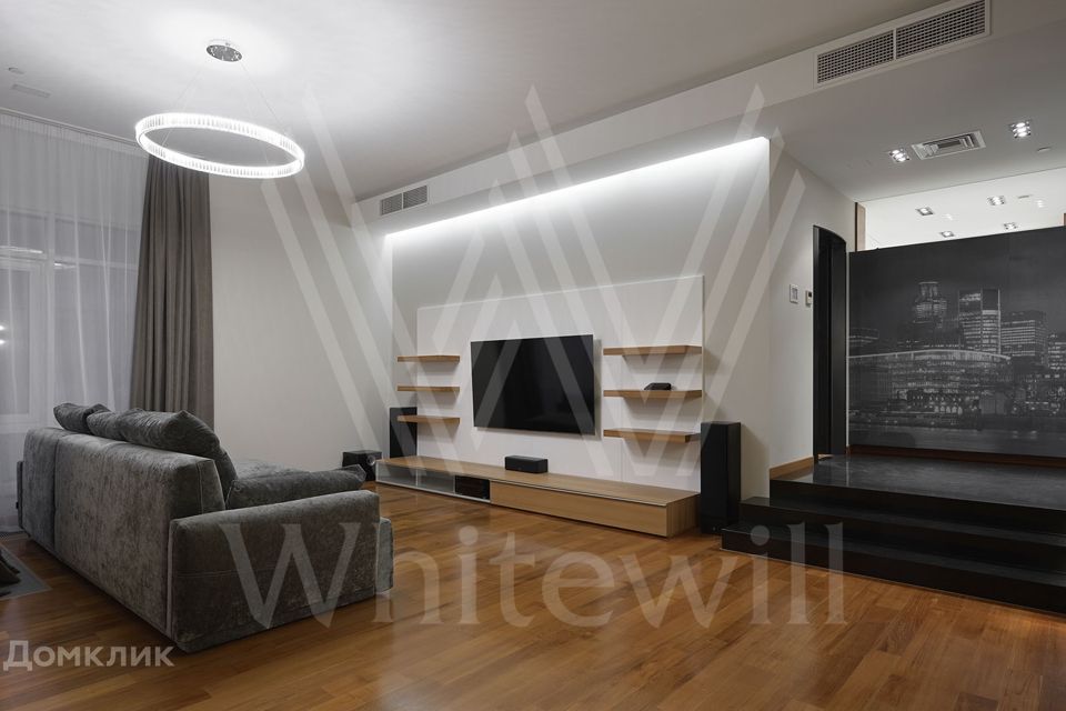 Сдаётся 2-комнатная квартира, 134 м²