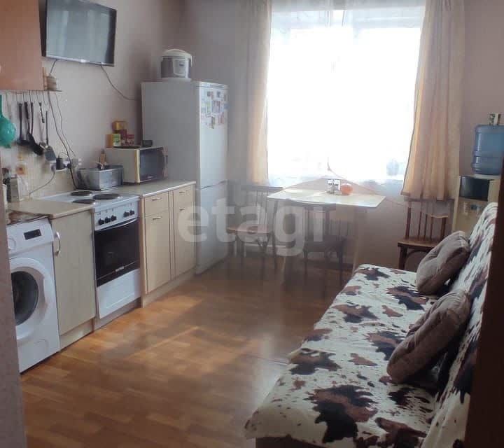 Продаётся 1-комнатная квартира, 41.6 м²