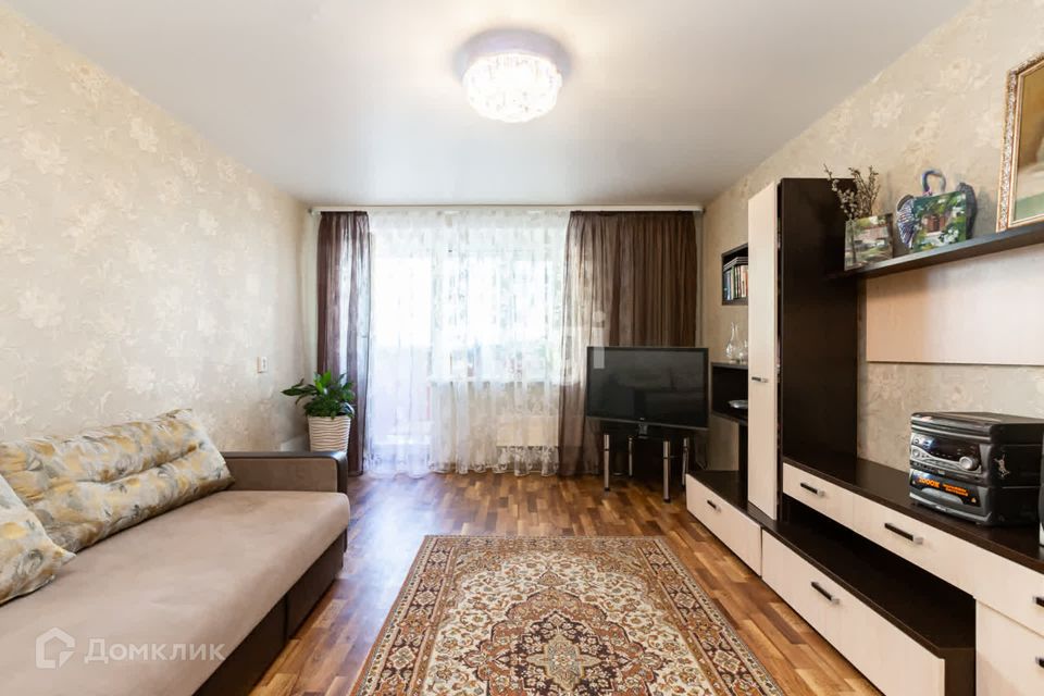 Продаётся 4-комнатная квартира, 76 м²