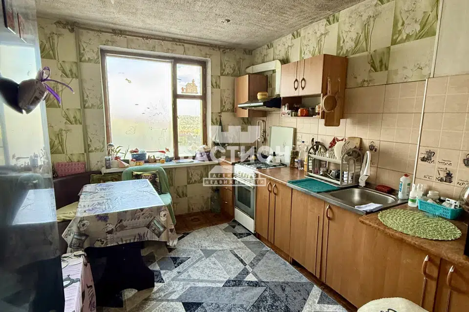 Продаётся 3-комнатная квартира, 70 м²