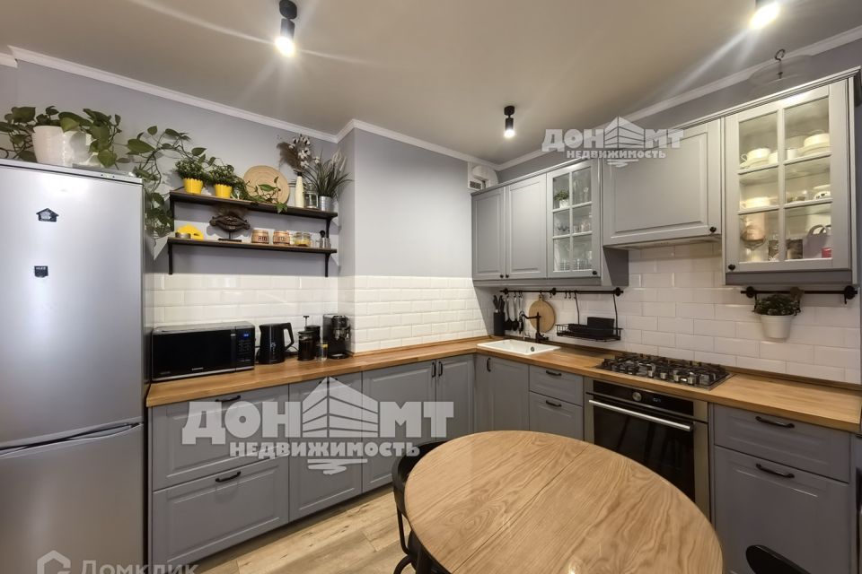Продаётся 3-комнатная квартира, 64 м²